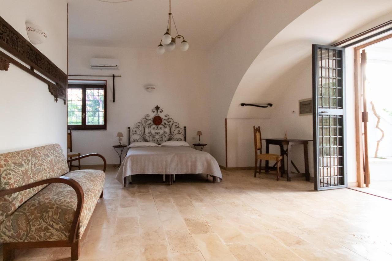 Masseria Parco Di Castro Montalbano  Eksteriør bilde